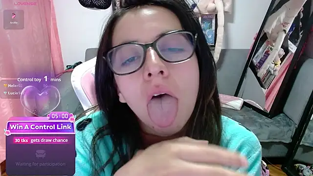 Maggie_Fox3 লাইভ XXX চ্যাট