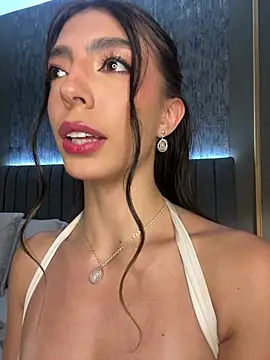 Ninaa_Rosee – Naživo XXX chat