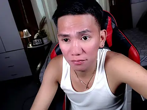 drinkmycumx Webcam-Show