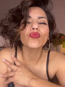 دردشة eva_luz الجنسية المباشرة