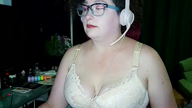 DyvLazuli's Live XXX Chat