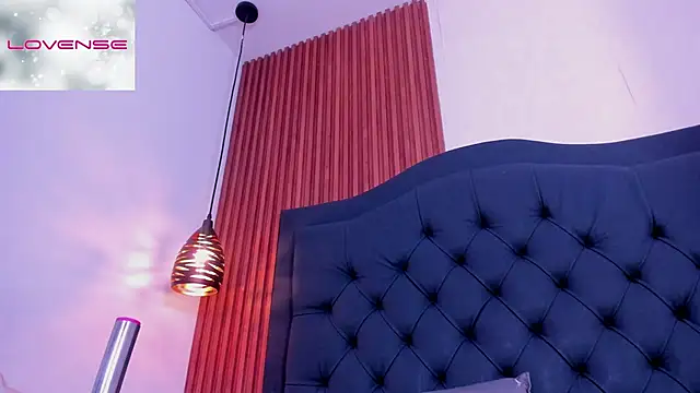 Hisoka_011 Show Webcam