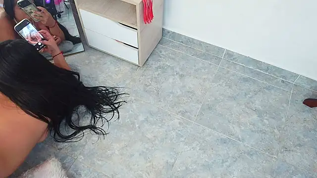 mia_roux1 – Live XXX-chat