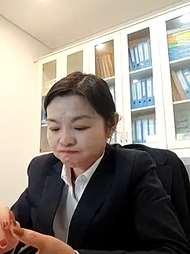 ialnuyoa_h's Live XXX Chat