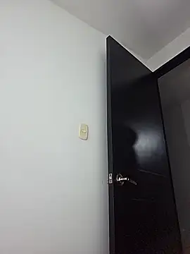 alaia_princess 即時 XXX 聊天