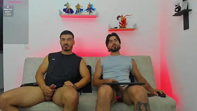 heteros_curious Show in webcam