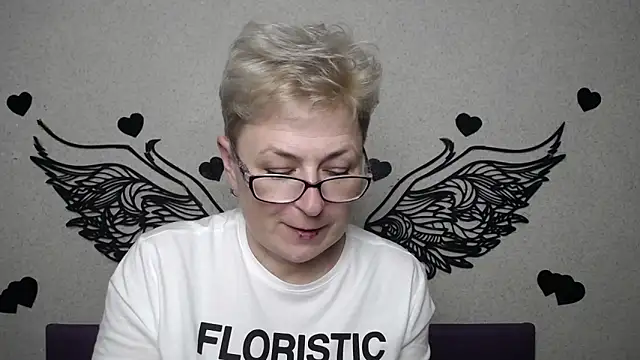 แชท XXX สดของ EmiliaGree