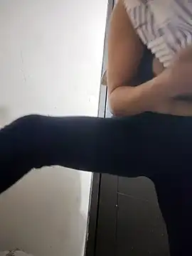 laperracobarde's Live XXX Chat