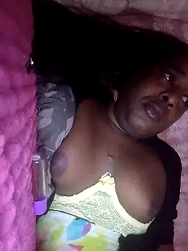 Živý XXX chat Hellentrans24