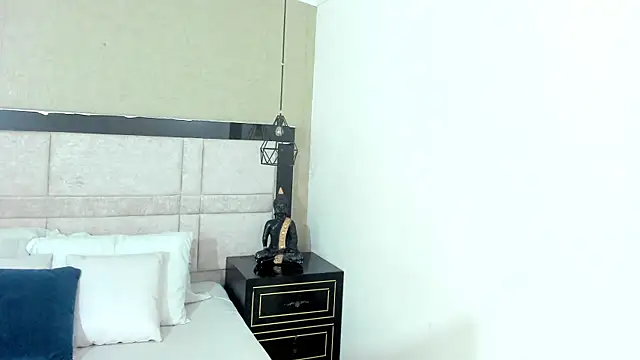 AbbyLoiusn Live XXX chat