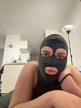 sofiacagoule élő XXX-chatje