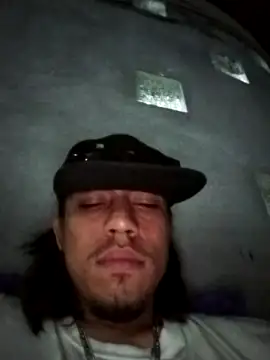 Živý XXX chat AlexAlejandro13