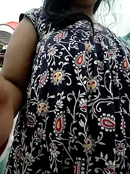 Czat XXX na żywo – Hot-Tinaa