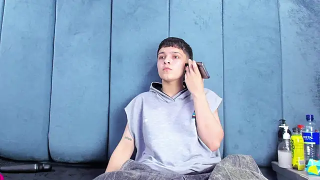 Chat +18 de Megan_Thompson_ ao vivo