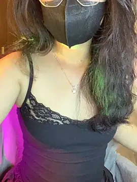 XXX chat uživo modela Meomeo_222