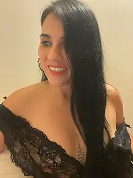 Miaswwe: онлайн-секс-чат