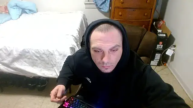 DADDY_KANE8---: διαδικτυακό σόου στην κάμερα