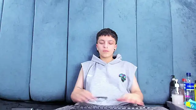 Megan_Thompson_: онлайн-секс-чат