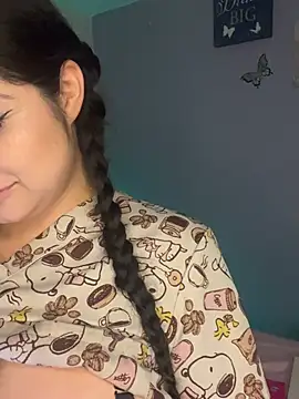 Chat +18 de Amyy_1 ao vivo