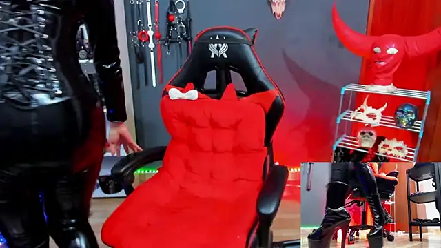 Živý XXX chat Yelena_LatexMaiden