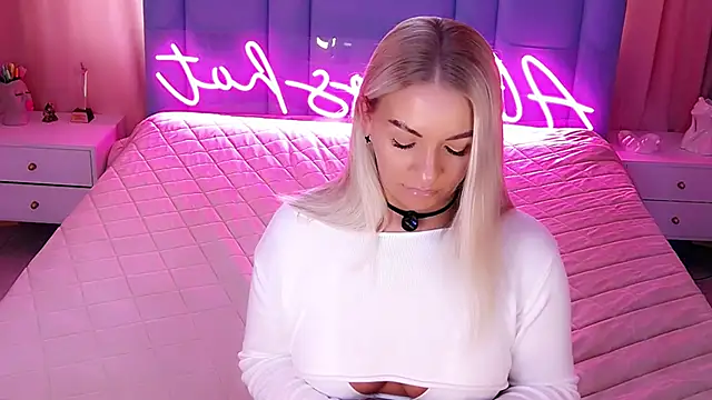 XXX chat uživo modela AllwaysHotJ