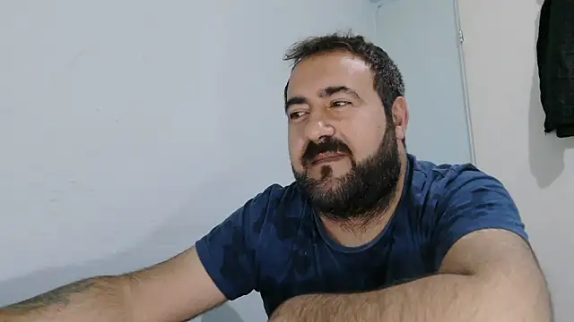 Chatroom XXX en direct de mio_jaks