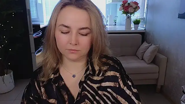 Chatroom XXX en direct de Mira_Mermayd