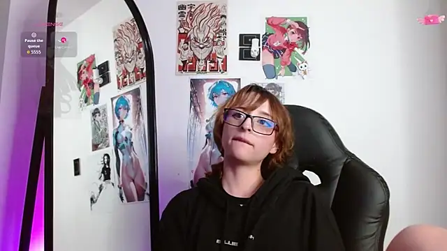 دردشة CelesteAyase الجنسية المباشرة