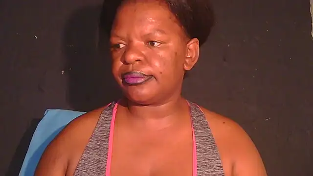 ebony_rose11: онлайн-секс-чат