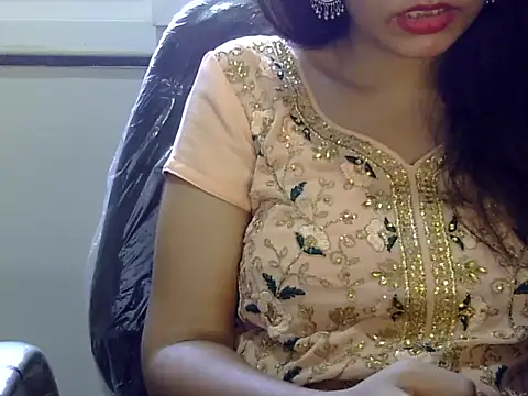 Neha_Sharma2: онлайн-секс-чат