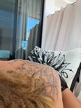 แชท XXX สดของ mommyselenafit_