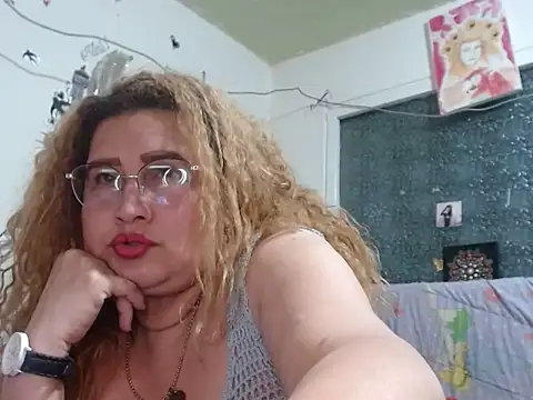 Perla1981-- Live XXX Chat