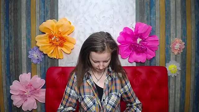 Chat +18 de MeganPirs ao vivo