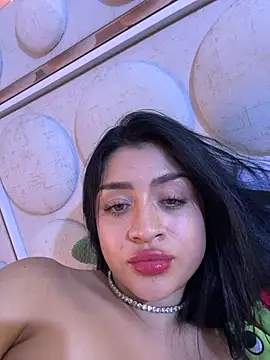 lucianaroy's Live XXX Chat