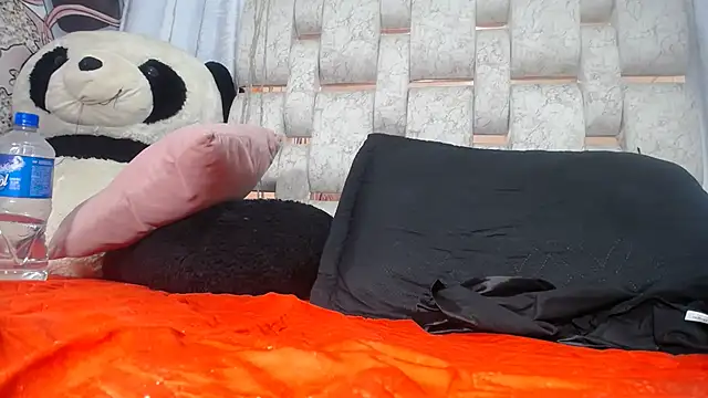 KEYRA-MILLER- Live XXX Chat