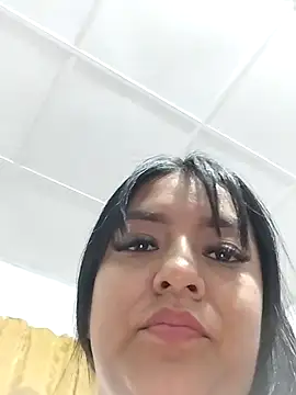 Chatroom XXX en direct de lovemich2024