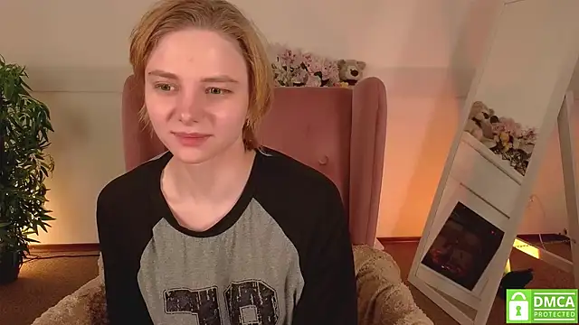 แชท XXX สดของ MirraBellanta