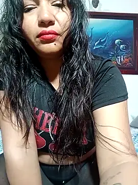 agatha_sluttylatina Chat XXX in diretta