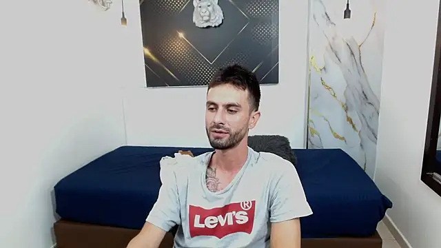 KingOfTemptationのライブXXXチャット