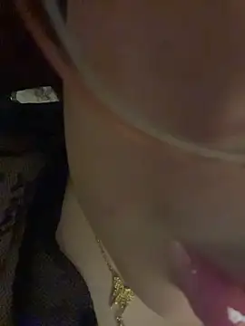 Leyah__ 现场XXX聊天