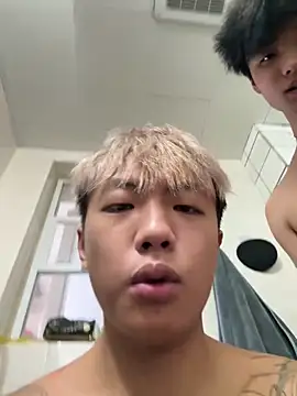 Chocolates-001 即時 XXX 聊天