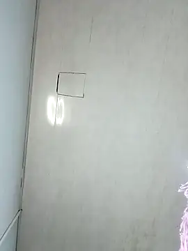 Emily_Rouse23 élő XXX-chatje