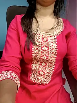 Aditi_1 élő XXX-chatje