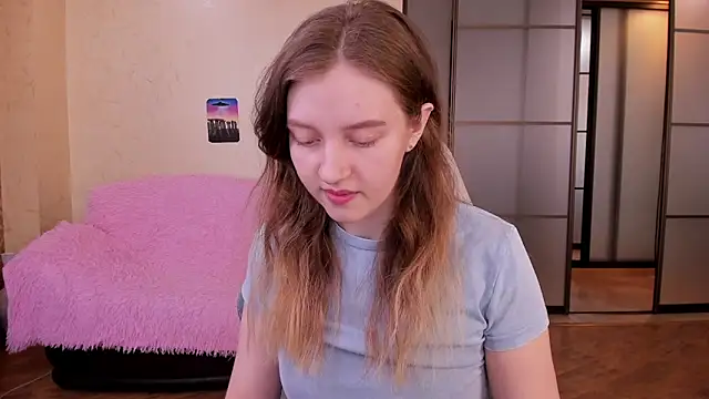 Ksuhesa élő XXX-chatje