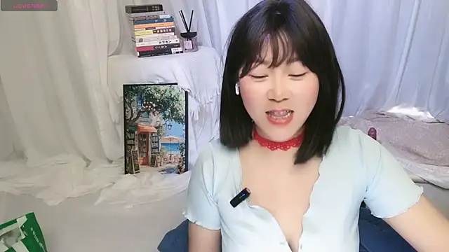 Xiaoai_007 élő XXX-chatje