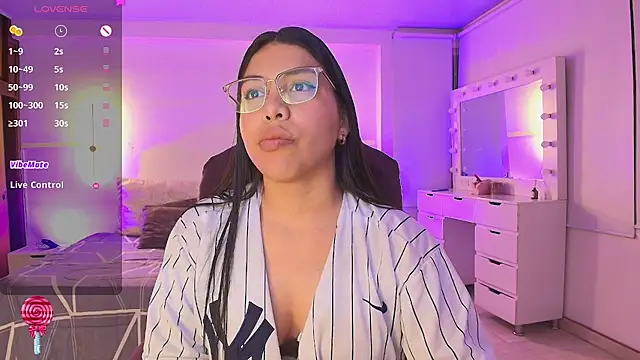 kloe28's Live XXX Chat