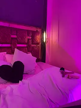 Veronicaa_lodge1's Live XXX Chat