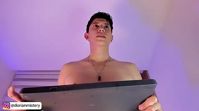 Živý XXX chat Dorianmistery2322_