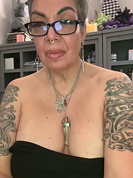 dieseldame1313 Live XXX-Chat