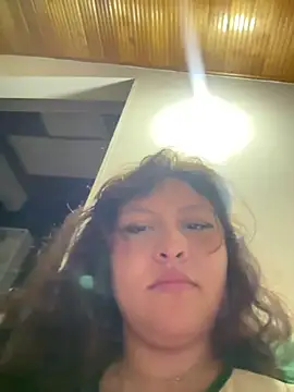 Larissa_Antonella Chat XXX in diretta